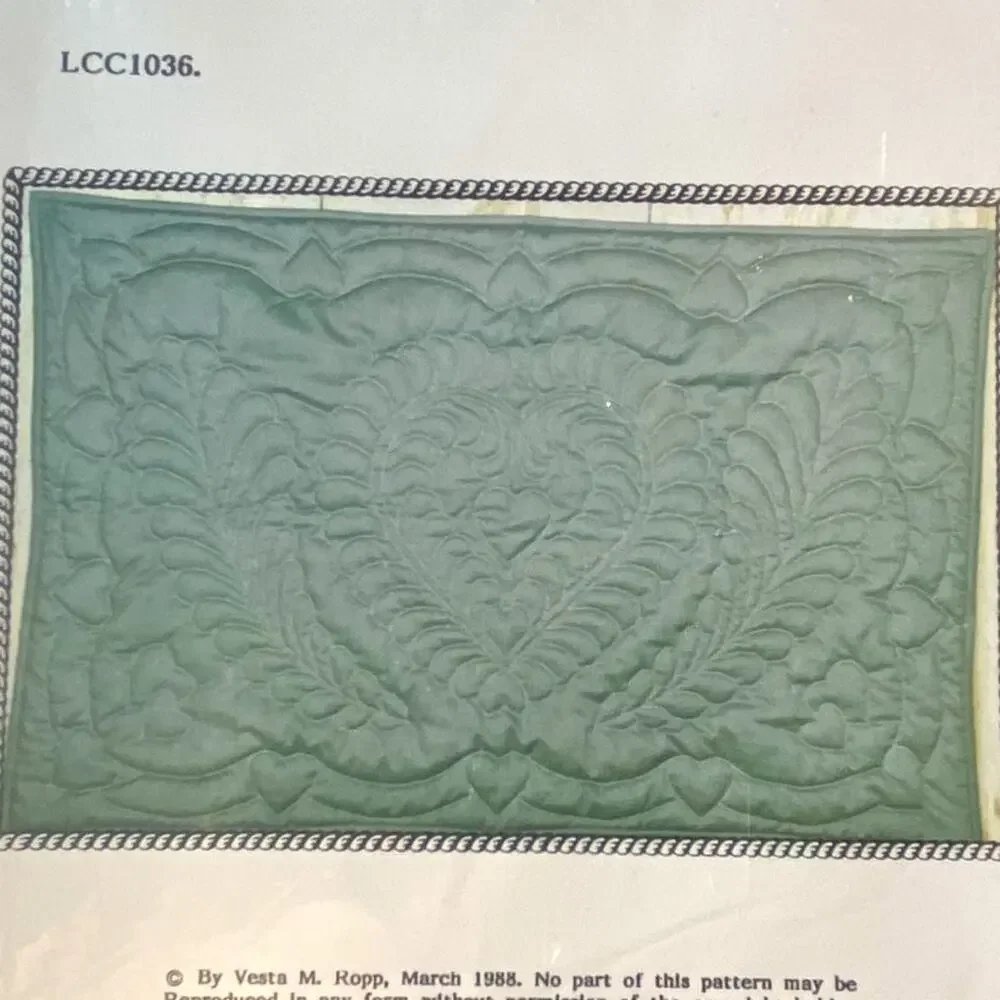 Vtg Log Cabin Creations LCC1036 Pattern Heart and Feather Uncut Kitchy Quilt